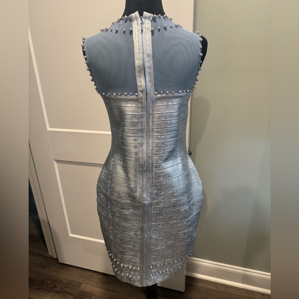 VENUS metallic Silver and blue bodycon Mini Dress mesh pearl embellishment - Picture 5 of 11